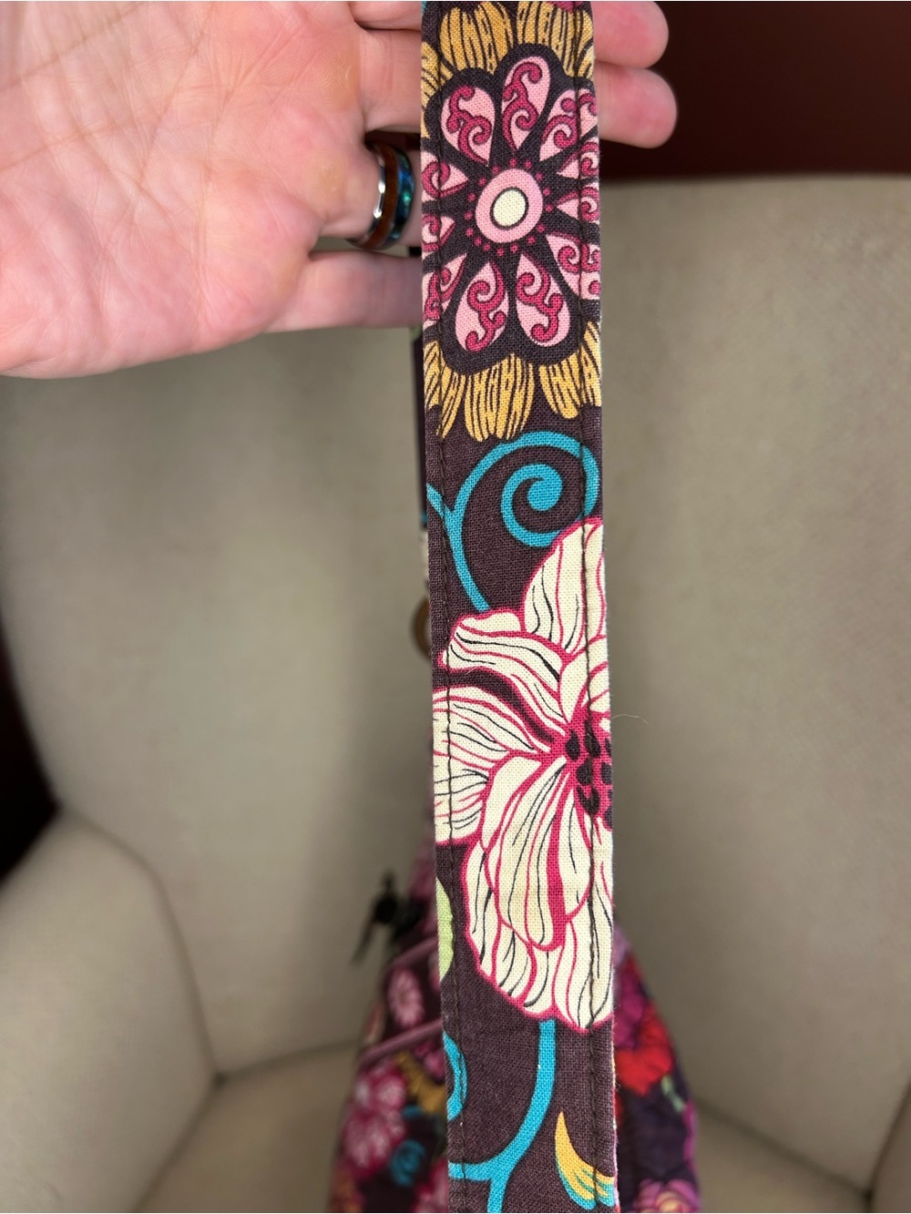 Mod Floral Pink Lisa B shoulder bag - Picture 5 of 8